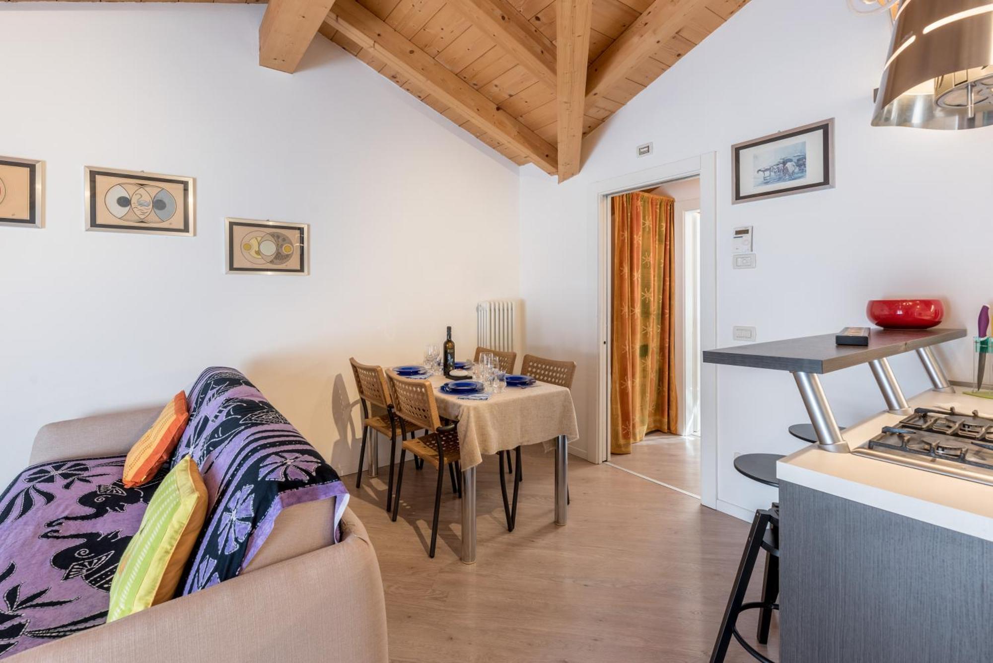 Apartamento Mansarda Di Alex E Nataly Calceranica al Lago Exterior foto
