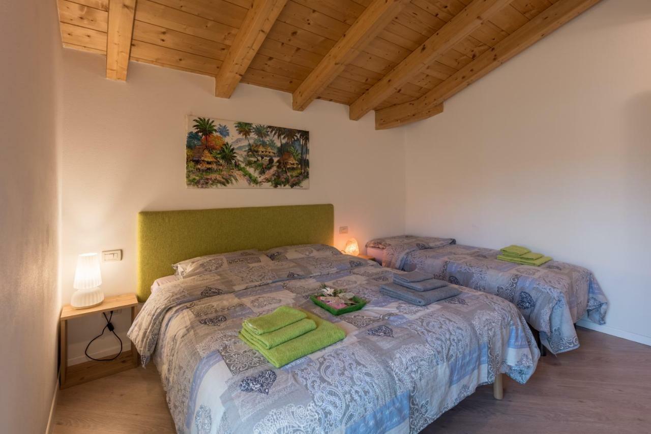 Apartamento Mansarda Di Alex E Nataly Calceranica al Lago Exterior foto
